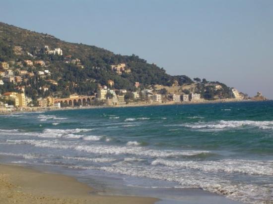 Storia di Vita - Monica: la vacanza. - Arezzo Trasgressiva Storia di Vita - Monica: la vacanza. - Arezzo Trasgressiva